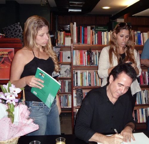 Luciano, lançamento de dois livros, 2003, RJ.